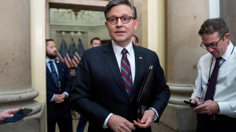 News Wrap: Johnson recesses House early