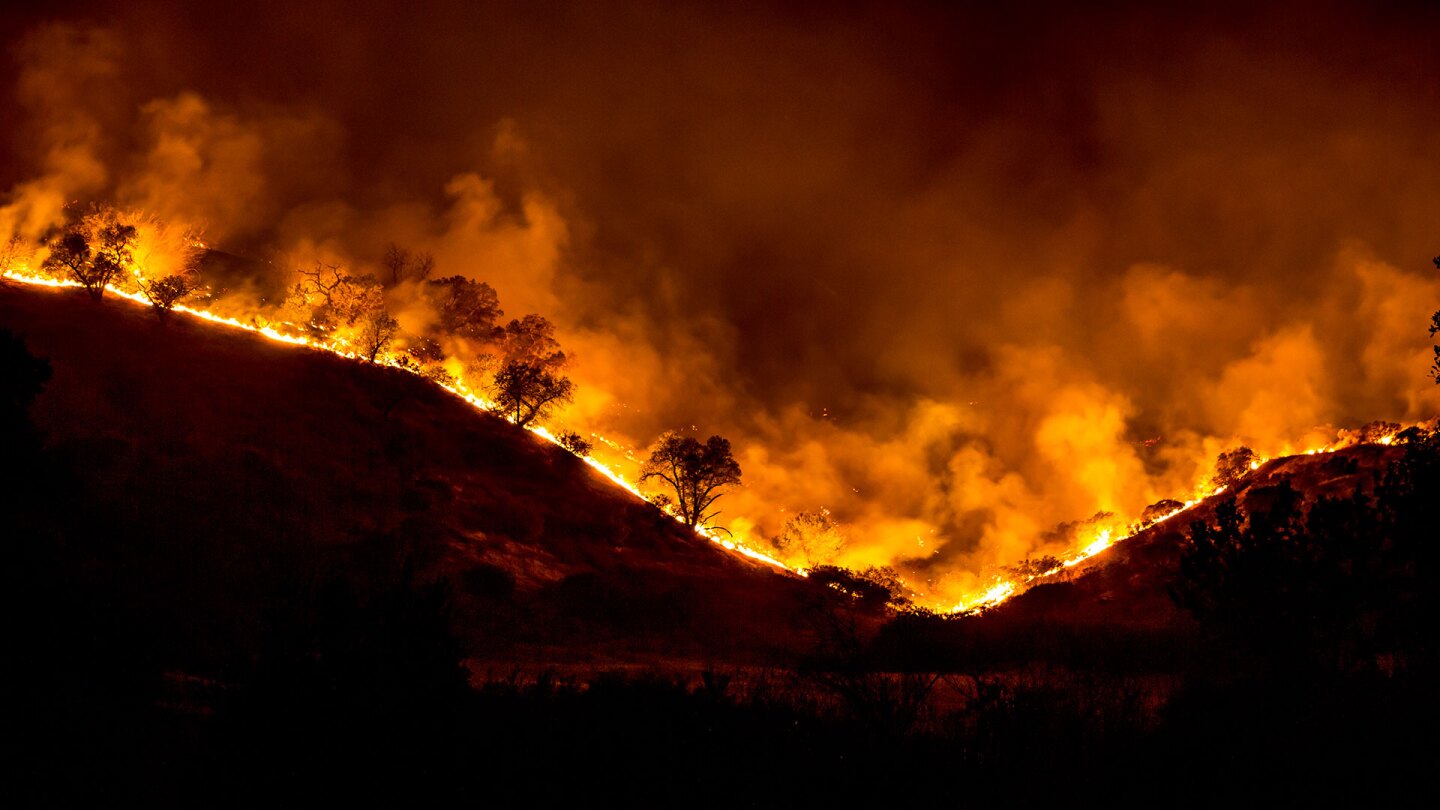 woolsey-fire_forest-service_1920x1080.jpg