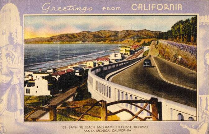A concrete balustrade, added as part of a reconstruction project in 1935 and seen here in a circa 1940s postcard, became the incline's defining feature.