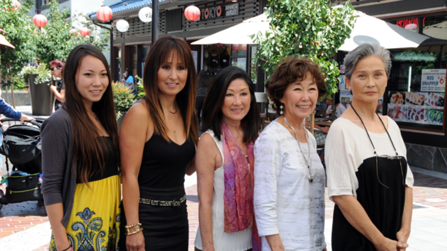 primary_former_nisei_week_queens