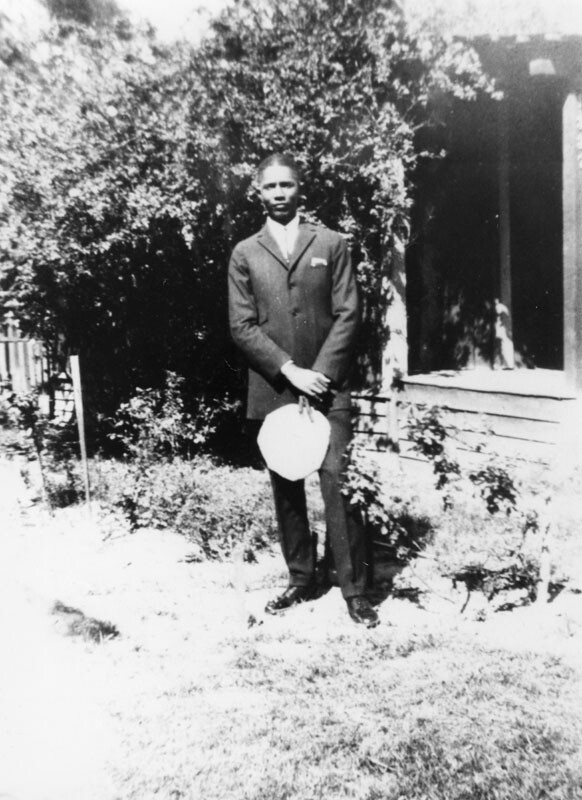 sam_browne_jazz_teacher_at_jefferson_1925.jpg