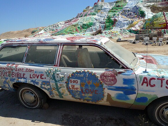 Salvation Mountain | Photo: Kuniko Vroman
