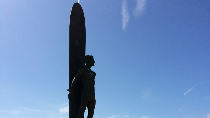 surf statue