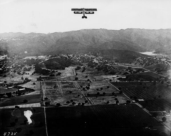 Aerial view of Encino, circa 1920, showing the oak-dotted foothills of the Santa Monica Mountains. Courtesy of the Photo Collection, Los Angeles Public Library.