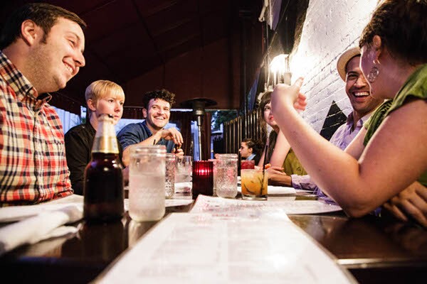 MidSnack-Malo-TmwMag-Full-Table