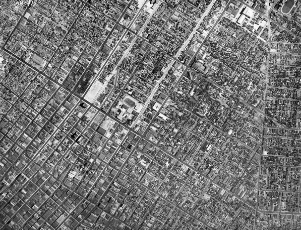 Street grids clash in this 1939 aerial photograph of Los Angeles. Courtesy of the California Historical Society Collection, USC Libraries.
