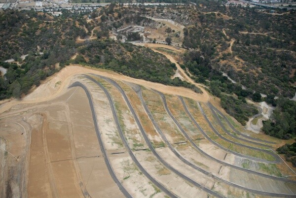 Aerial view of Toyon Canyon depicting a tiered slope | The Center for Land Use Interpretation (CC BY-NC-SA 3.0)