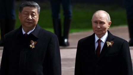 Putin uses WWII celebration to strengthen ties with China
