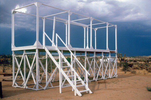 Noah Purifoy, "Gallows," 2003. 190 x 396 x 93 in. Noah Purifoy Foundation, Joshua Tree. ©Noah Purifoy Foundation. Photo courtesy Noah Purifoy Foundation.