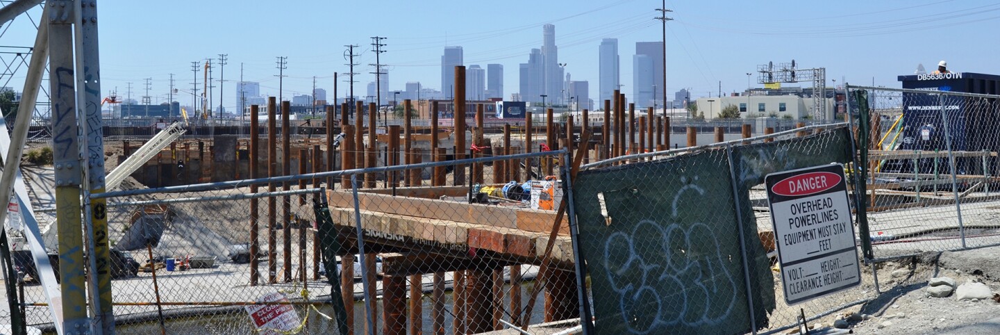 6th street Bridge construction