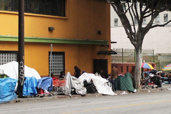 Skid Row Los Angeles | Photo: Adriana Widdoes