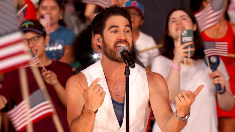 Darren Criss Performs “Don’t Stop Believin'”