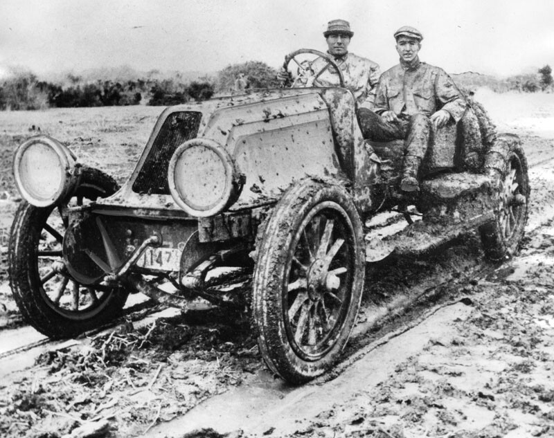 Mud splatters Ralph Hamlin while competing in the Cactus Derby of 1912. His companion is likely Andrew Smith, the Franklin’s “mechanician.”