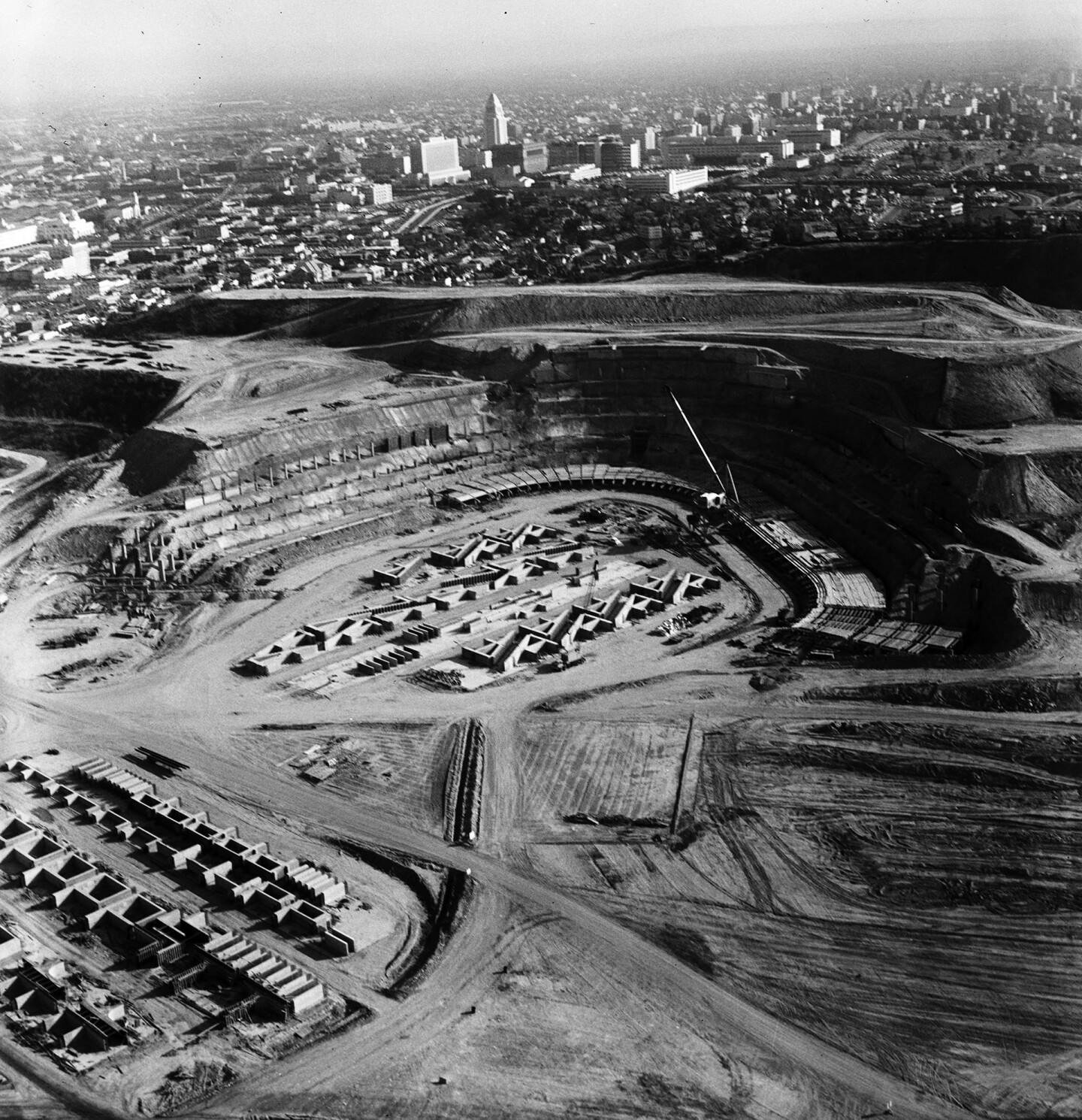 Dodger Stadium under construction on April 28, 1961. Courtesy of the USC Libraries - Los Angeles Examiner Collection.