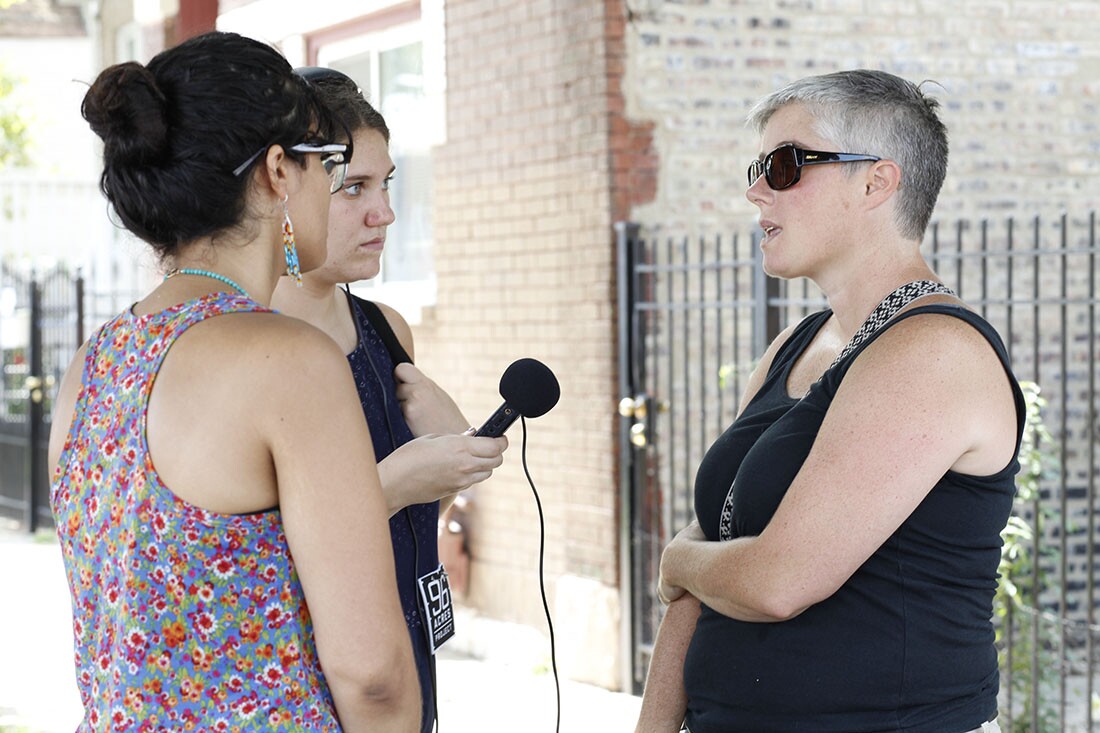 A local resident at the PARK event contributes reflections on Chicago’s West Side communities and the Cook County Jail. | Courtesy of Silvia Gonzalez