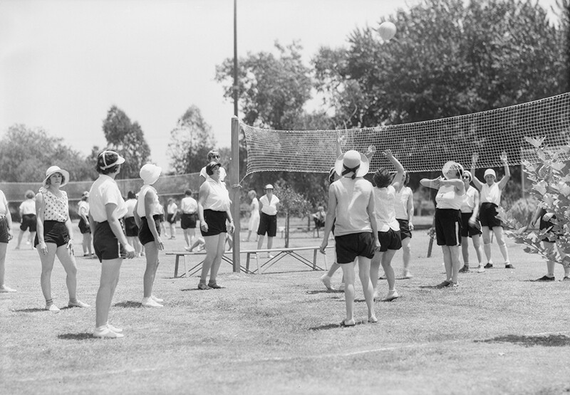 Womens Play Day, Griffith Park 1932 | Dick Whittington Photography Collection,1924-1987, University of Southern California Libraries