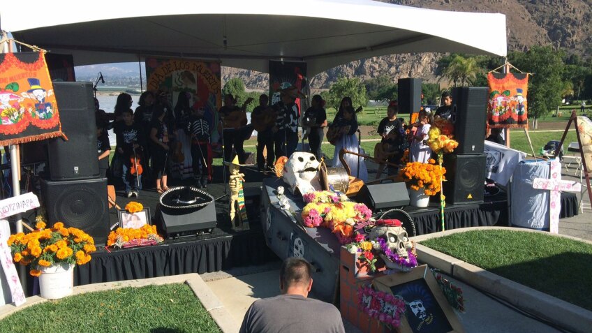 conejo funeral home day of the dead celebration