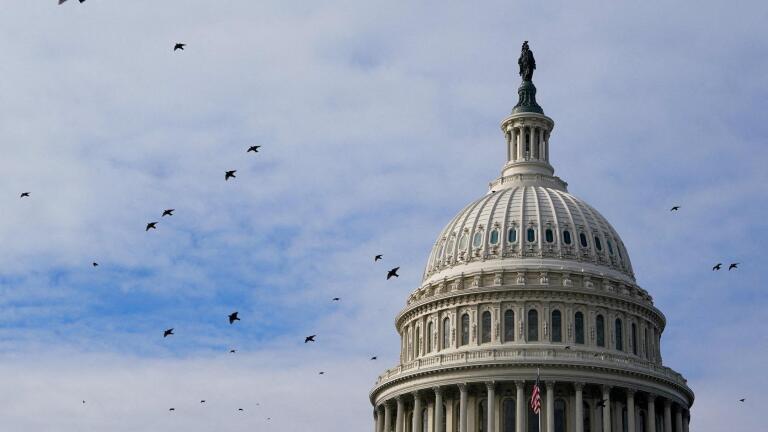 GOP senators flip votes to squash war powers resolution