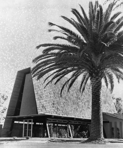Westwood Memorial Chapel, 1962 | Herald-Examiner Collection, Courtesy of the Los Angeles Public Library