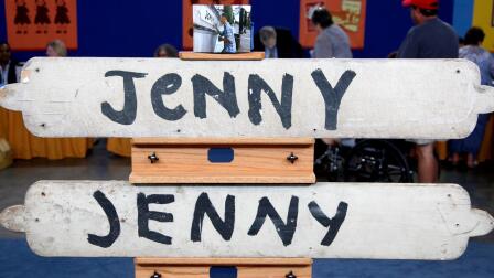 Appraisal: 1994 "Forrest Gump" Prop Signs
