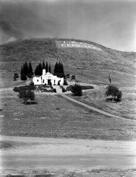 L.A. Pet Cemetery, 1939 | WPA Collection, Los Angeles Public Library