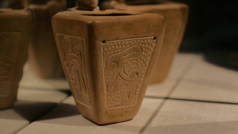 813: Weedon Island Pottery