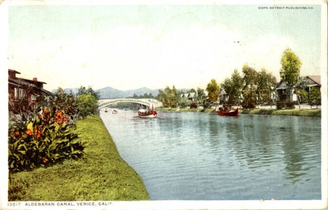 Postcard of Aldebaran Canal in Venice, one of three named after celestial bodies | Courtesy of the Werner Von Boltenstern Postcard Collection at the Loyola Marymount University Library