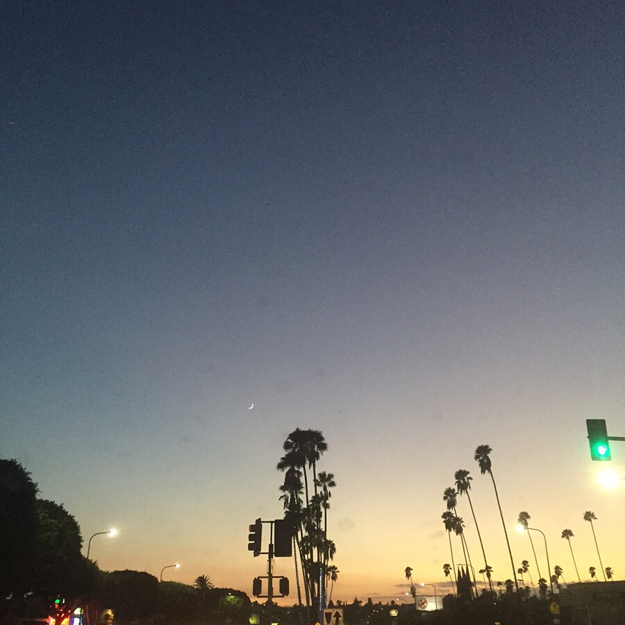 el_sereno_street_sunset_iris_de_anda_900.jpg