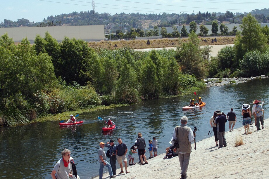 The banks of the river are open for walking and lounging, though no dogs are allowed
