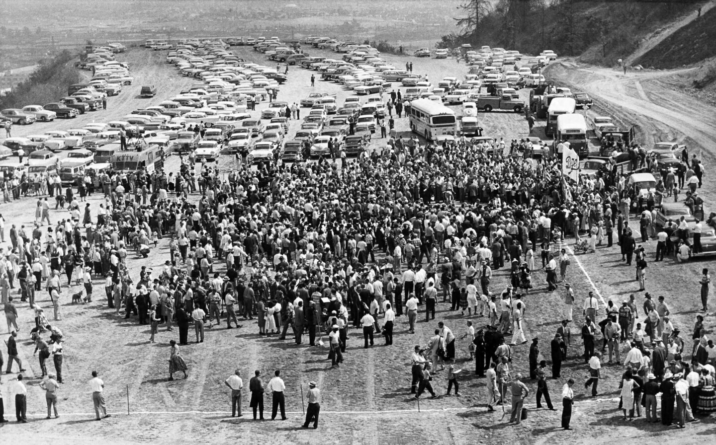 Groundbreaking ceremony for Dodger Stadium on September 19, 1959. Courtesy of the USC Libraries - Los Angeles Examiner Collection.