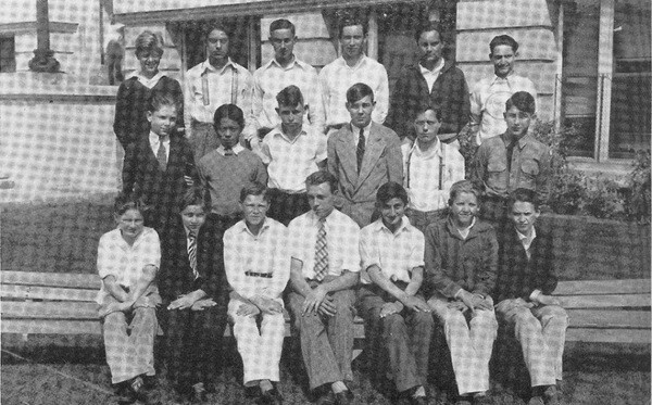 03 fhs_yearbo_caclub-thumb-600x373-59633