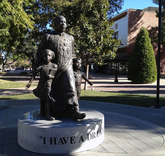 MLK statue