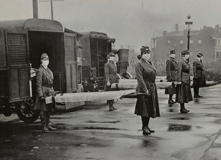 October 10, 1918: Members of the St. Louis Red Cross Motor Corps on duty during the influenza epidemic. | Courtesy Library of Congress