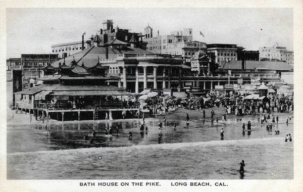 Courtesy of the Werner Von Boltenstern Postcard Collection, Department of Archives and Special Collections, Loyola Marymount University Library.