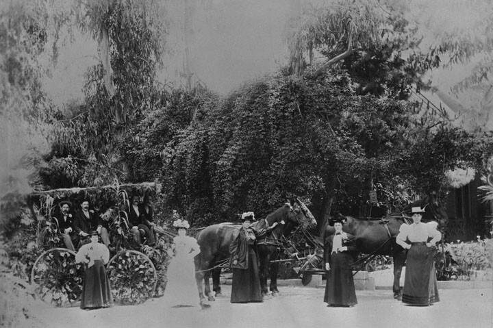 A gathering for a celebration at the ranch | Photo: Los Angeles Public Library