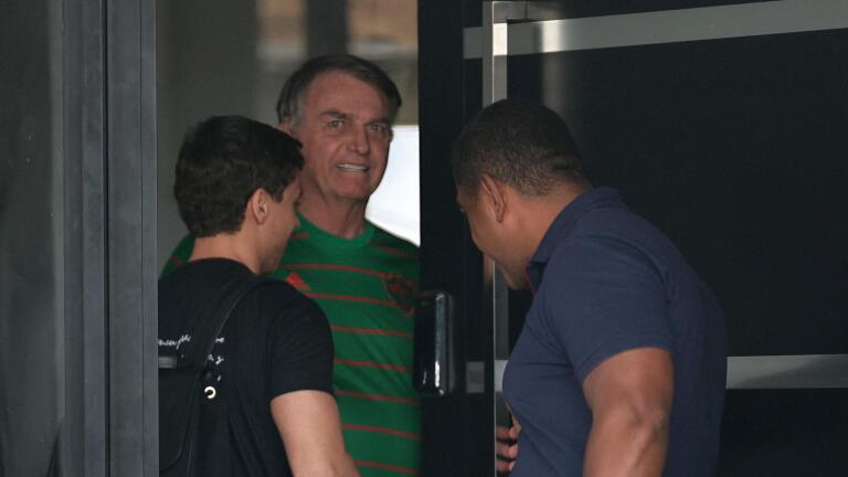 News Wrap: Bolsonaro taken into custody by Brazilian police