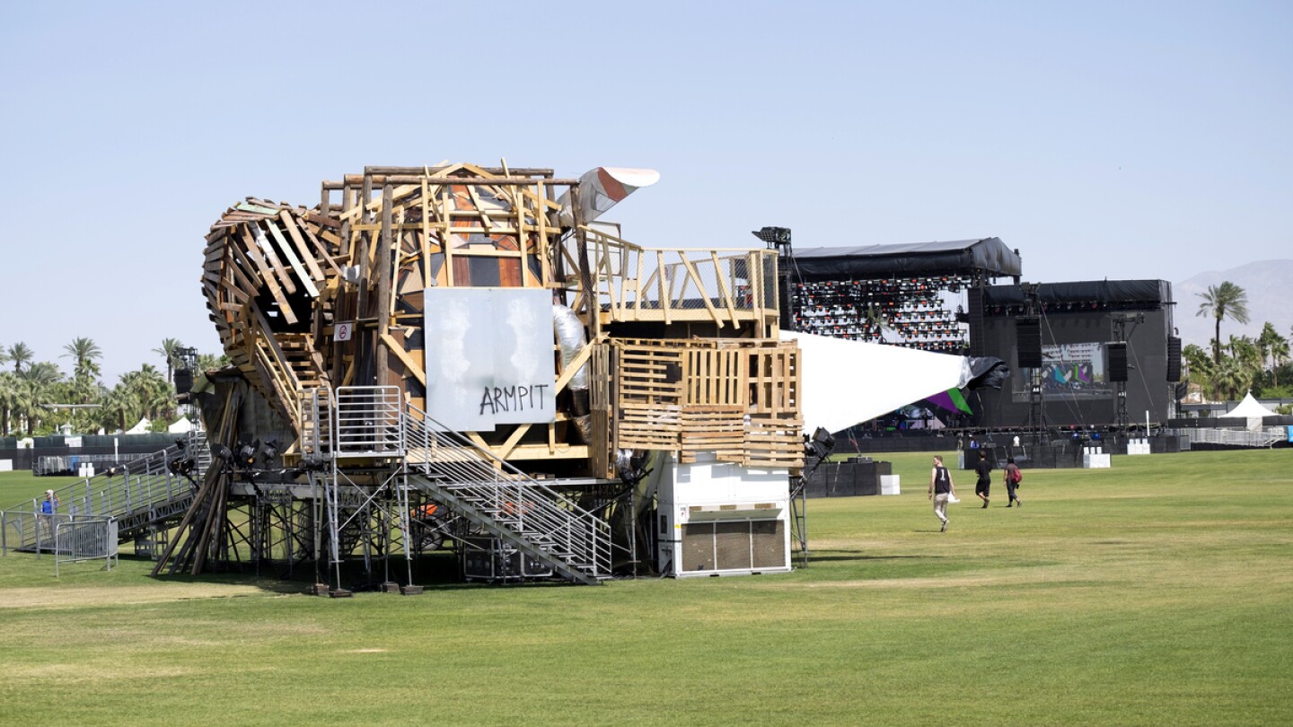 Coachella art 2016