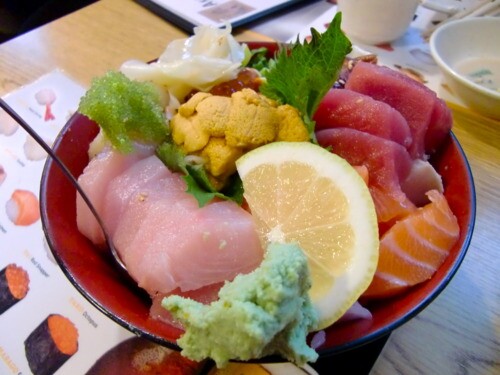 Chirashi at Akasaka | Photo by Kristie Hang
