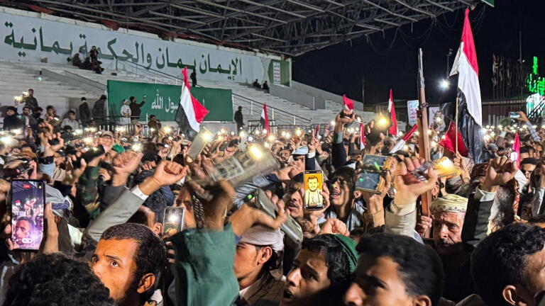 Iran-backed Houthis seize island at entrance to Red Sea