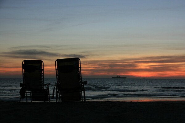 Pull up some chairs from the campground at Silver Strand and this could be y our view, too.
