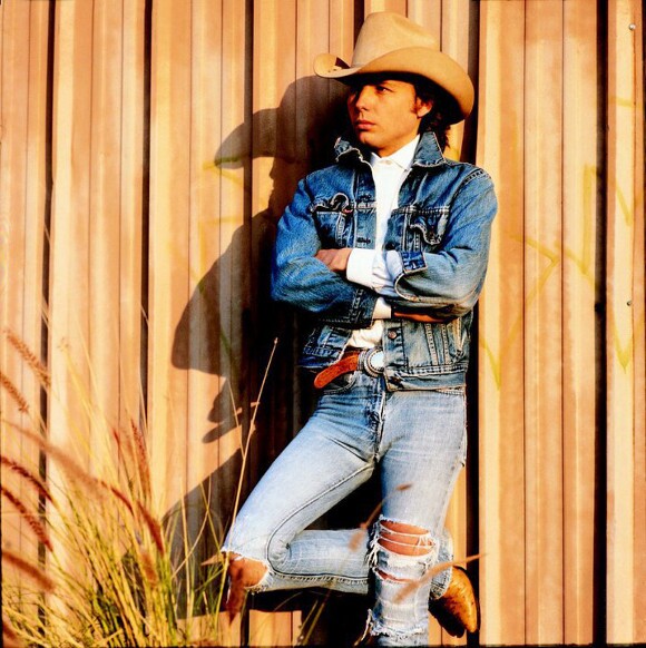 Dwight_Yoakam_2