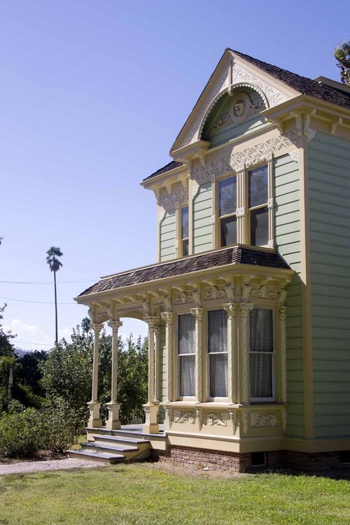 The Valley Knudsen Garden residence originally stood on Mozart Street in Lincoln Heights.