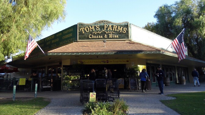 Tom's Farms