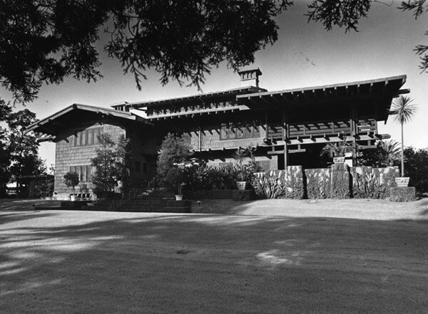 Photo courtesy of the Los Angeles Public Library