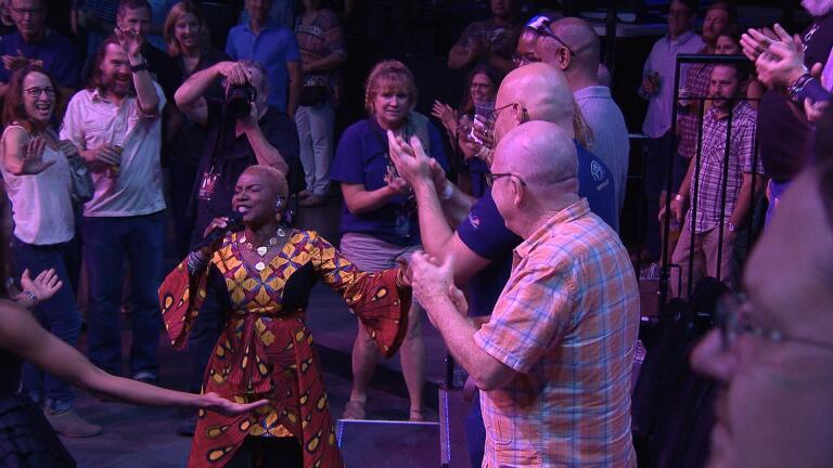 Angélique Kidjo "Afrika"