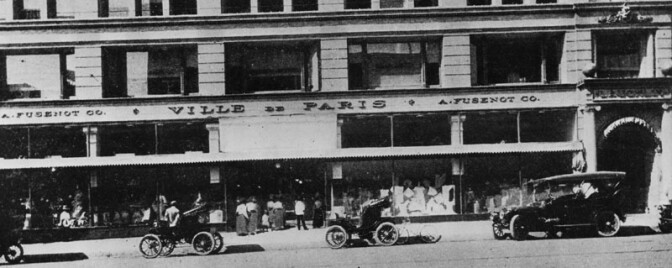 Ville de Paris storefront at South Broadway in the Homer Laughlin building. The building eventually became the Grand Central Market. Photo dated 1904 | Courtesy of the Security Pacific National Bank Collection at the Los Angeles Public Library