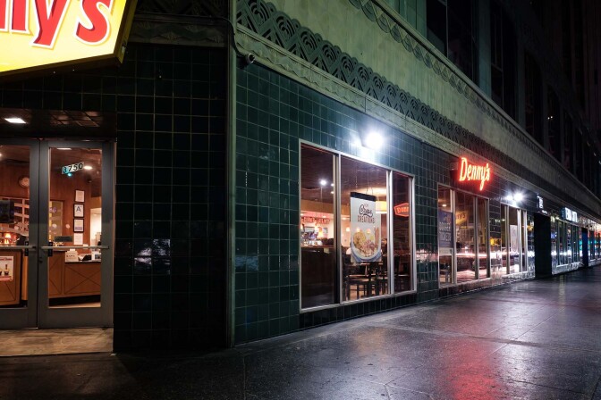 Diner. Wilshire Blvd. 2019. | Kwasi Boyd-Bouldin