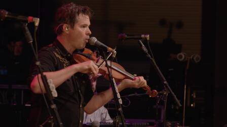 Old Crow Medicine Show Debuts "Louder Than Guns"