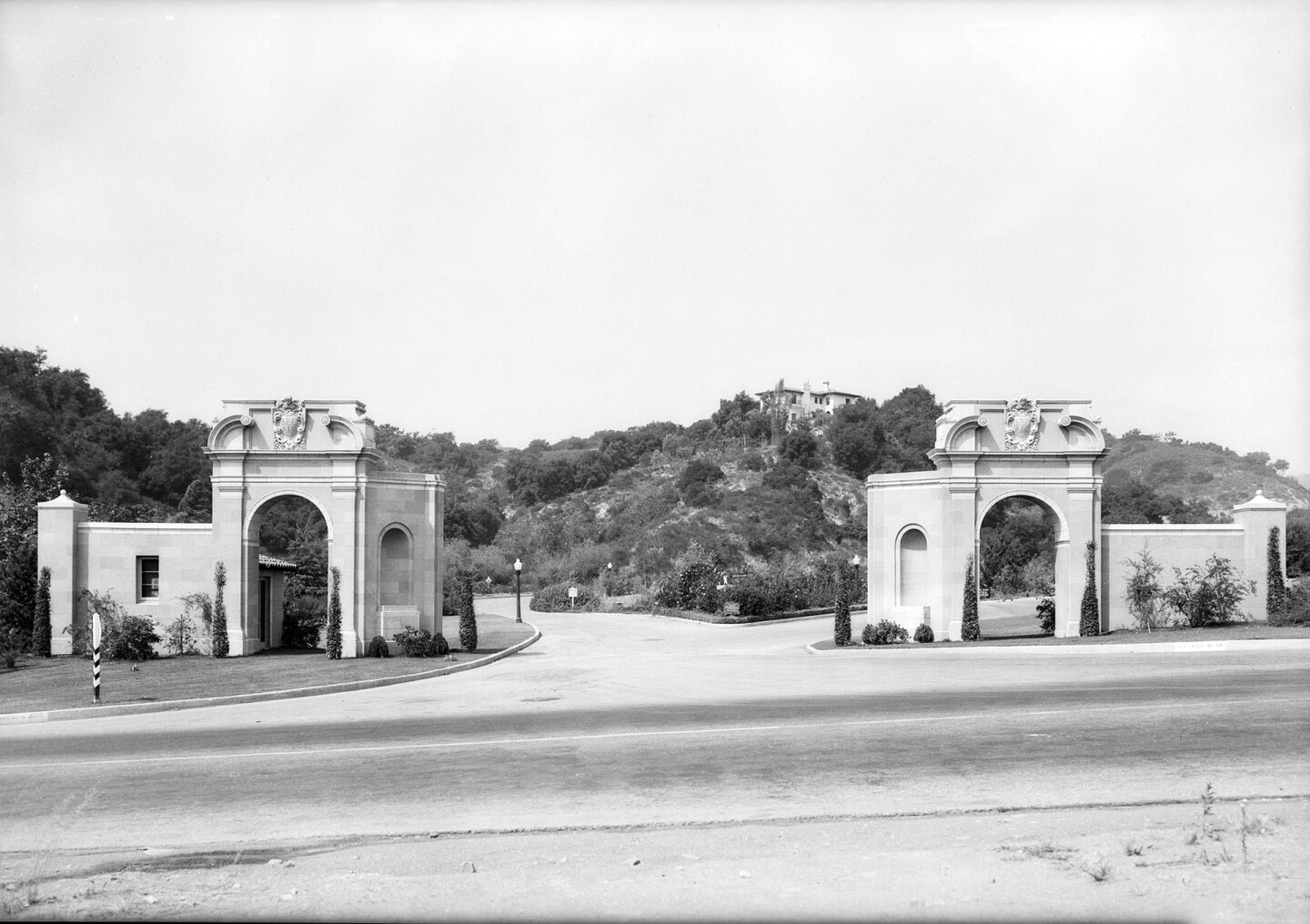 Bel Air entrance, 1932
