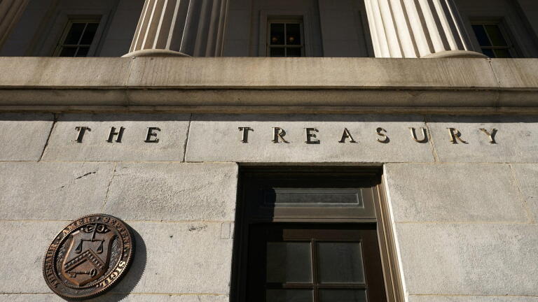 U.S. approaches staggering $40 trillion in debt